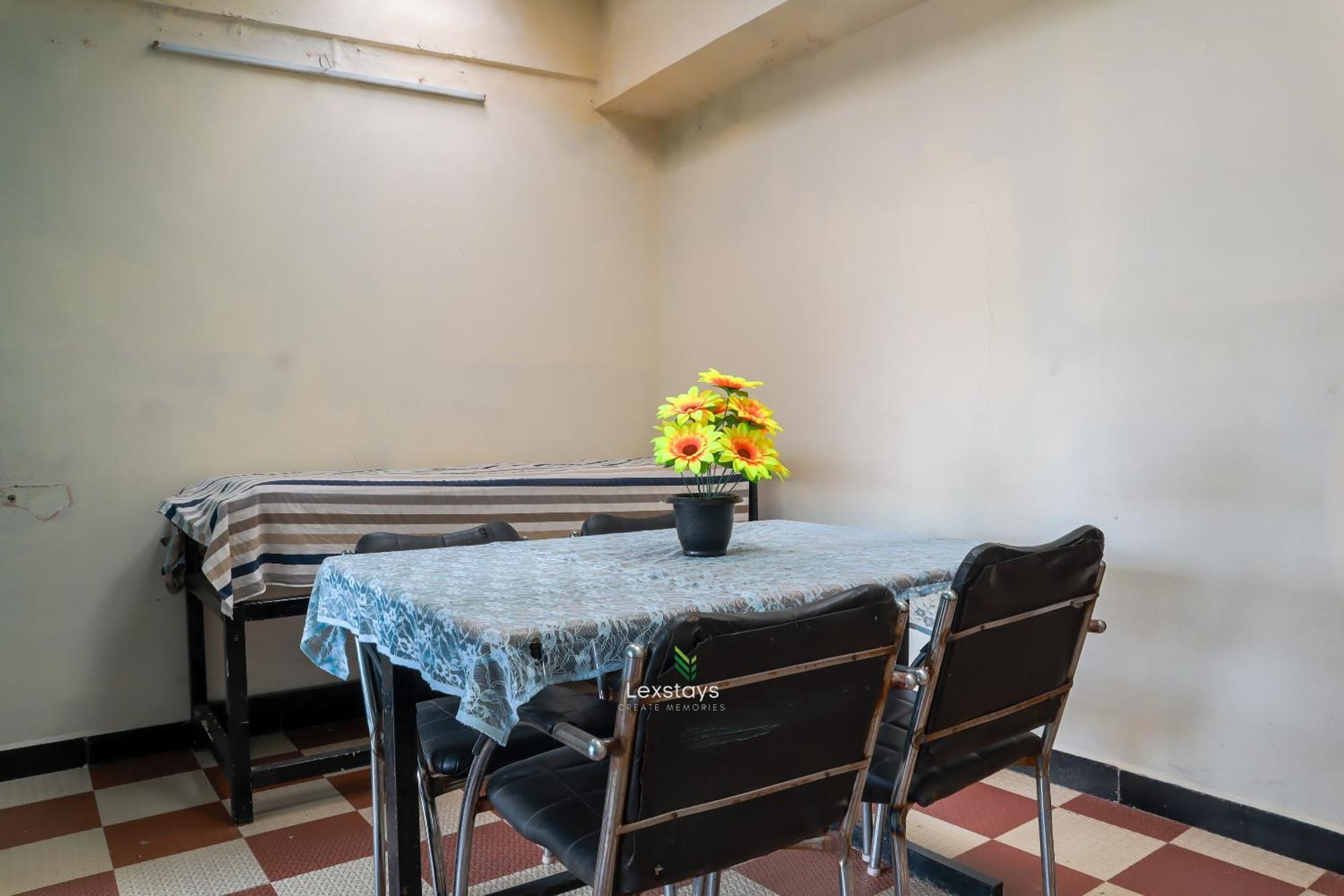 Vijaya Deepa Guest House By Lexstays كونور المظهر الخارجي الصورة