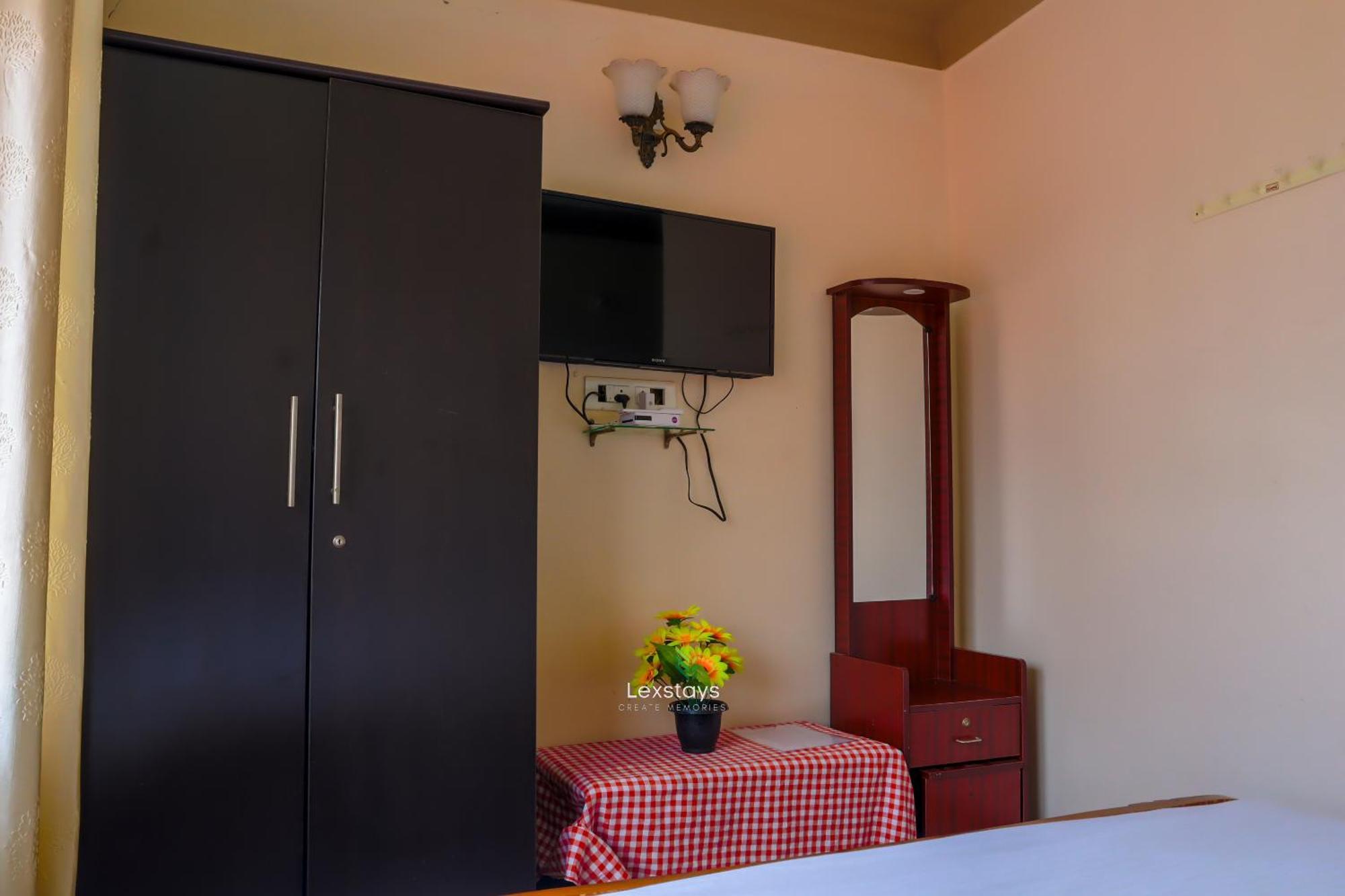 Vijaya Deepa Guest House By Lexstays كونور المظهر الخارجي الصورة